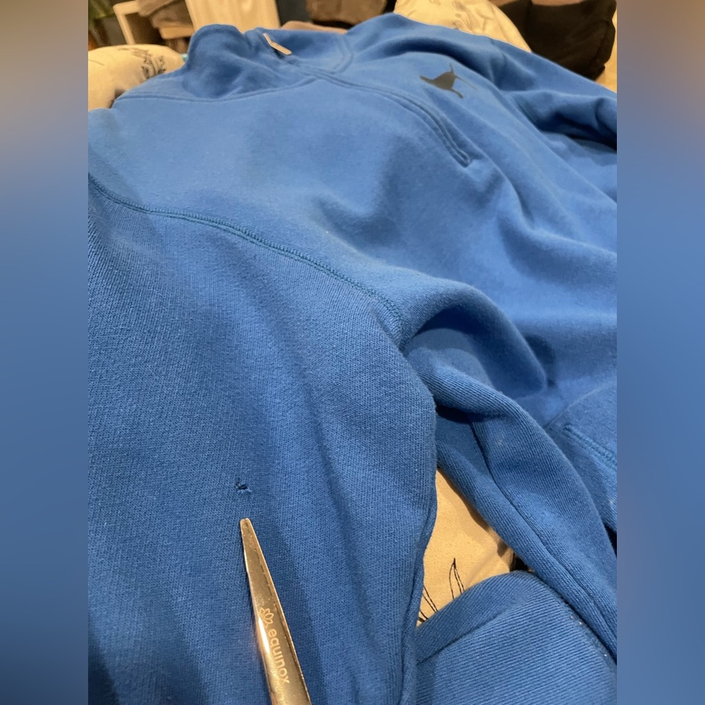 Love Pink 86 Victorias Secret Womens Pullover Quarter Zip
Sweatshirt Blue Size L - Picture 9 of 10